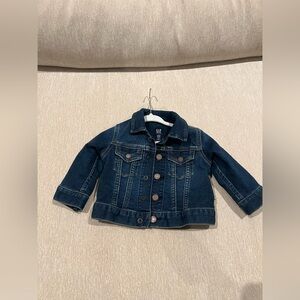Baby Gap denim jean jacket - size 6-12months in EXCELLENT condition!